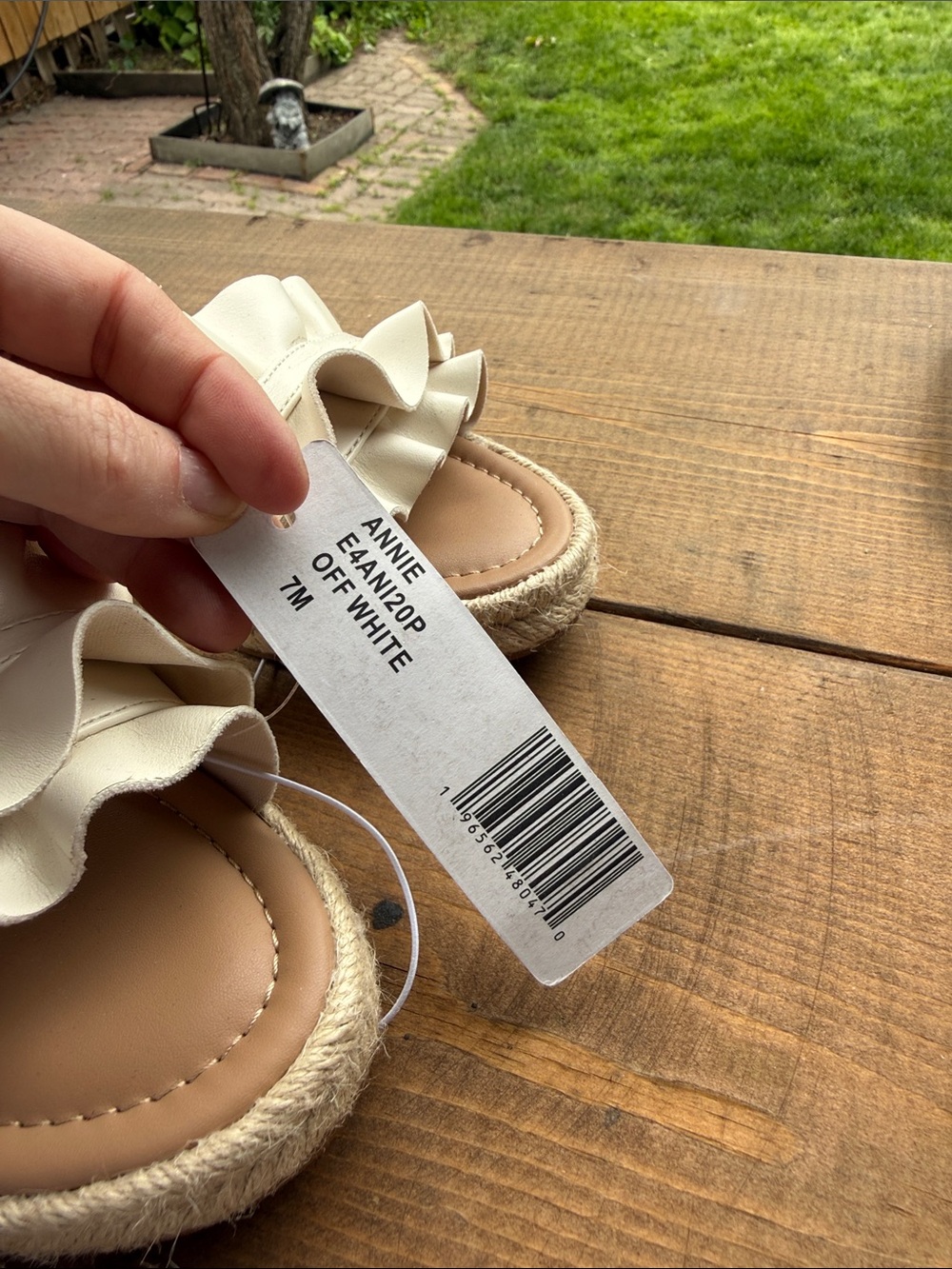 Esprit Off-White Ruffle Espadrille Slide Sandals - Picture 8 of 8
